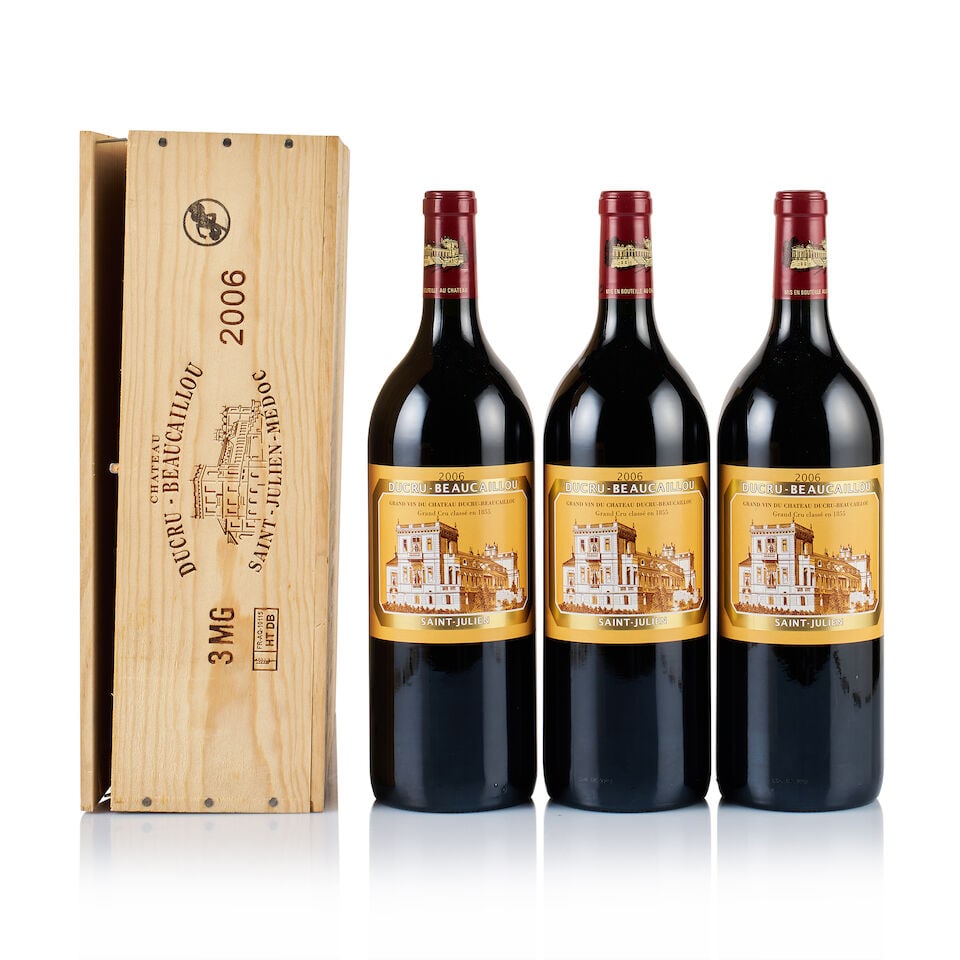 Château Ducru-Beaucaillou, Saint-Julien, Grand Cru Classé, 2006 (3 x Magnum): Château Ducru-Beaucaillou, Saint-Julien, Grand Cru Classé, 2006 (3 x Magnum) Region: Bordeaux Fill Level: excellent Capsule: ok Cork: ok Label: excellent appearance Packaging: original