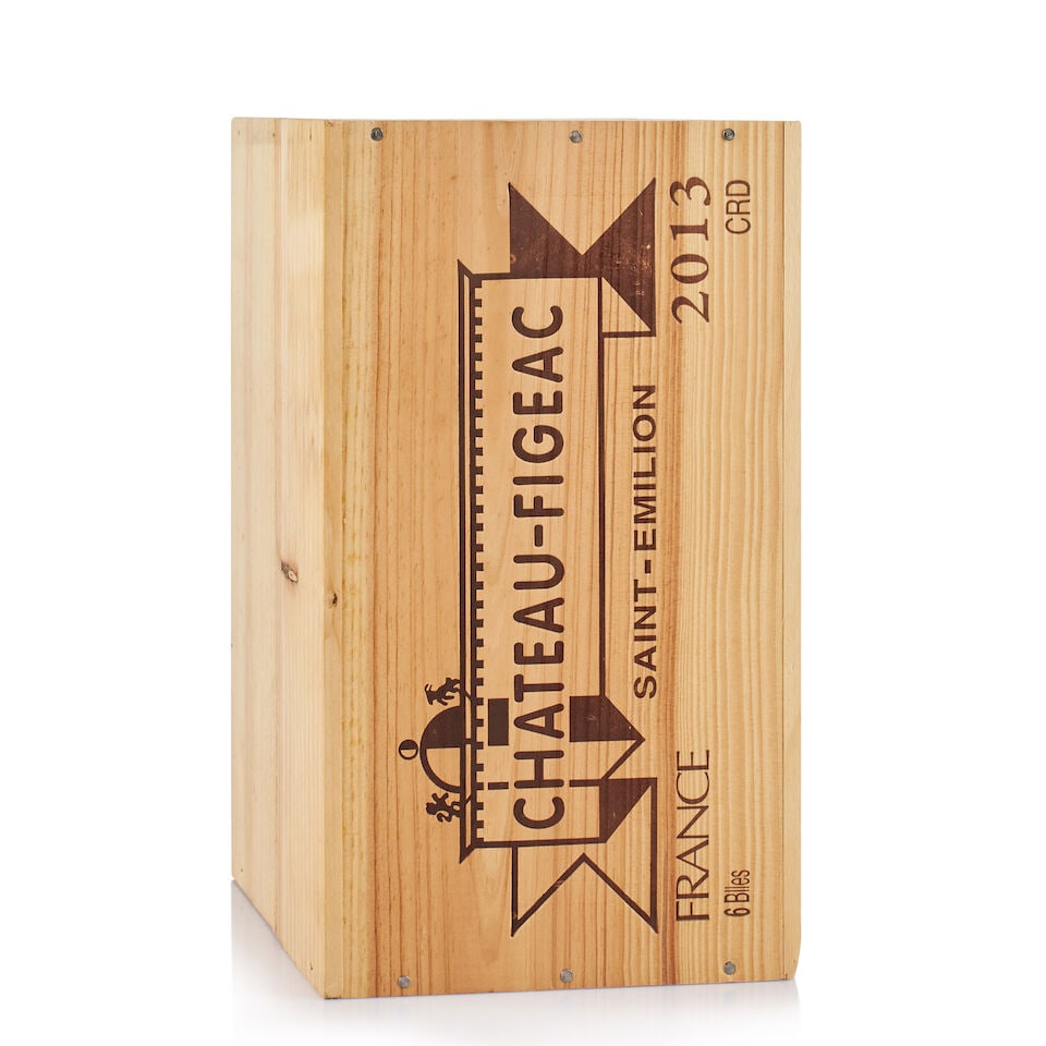 Château Figeac, Saint-Emilion Grand Cru, 2013 (6 x 750ml): Château Figeac, Saint-Emilion Grand Cru, 2013 (6 x 750ml) Region: Bordeaux Packaging: original wooden case Miscellaneous: not open For further information on this lot please visit