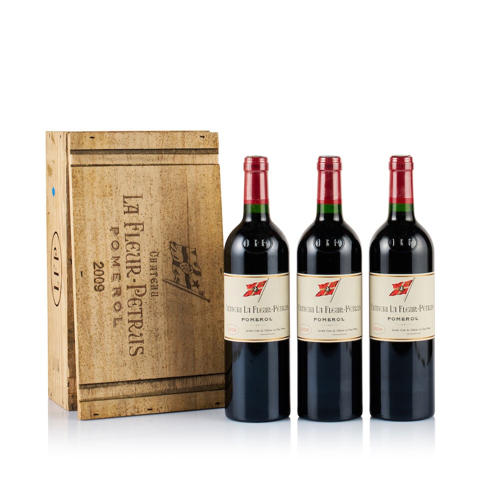 Château La Fleur-Pétrus, Pomerol, 2009 (3 x 750ml): Château La Fleur-Pétrus, Pomerol, 2009 (3 x 750ml) Region: Bordeaux Fill Level: into neck Capsule: ok, 3x plastic wrapped Cork: 2x ok, 1x slightly depressed Label: good appearance Packaging:
