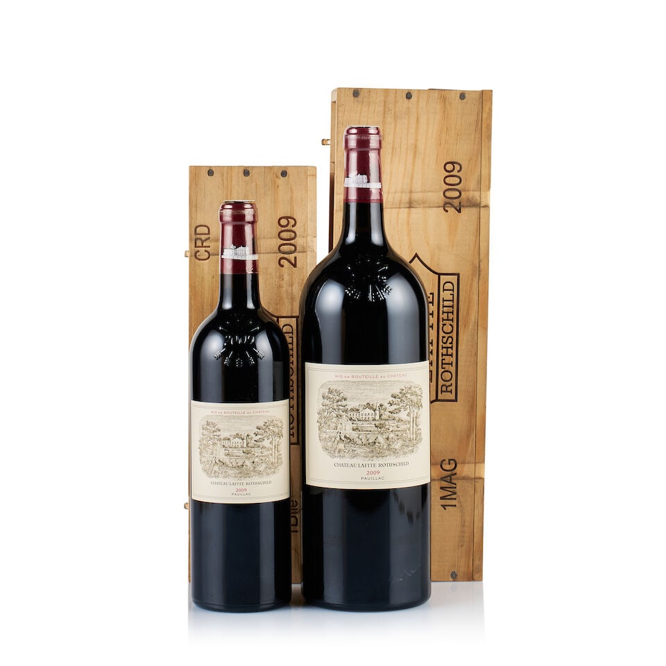 Château Lafite Rothschild, Pauillac, 1er Grand Cru Classé 2009 (1 x 750ml & 1 x Magnum): Château Lafite Rothschild, Pauillac, 1er Grand Cru Classé, 2009 (1 x 750ml) Region: Bordeaux Fill Level: into neck Capsule: ok, plastic wrapped Cork: ok Label: excellent appearance Packaging