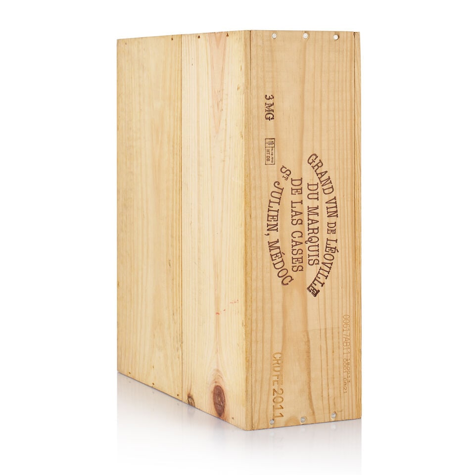 Château Léoville Las Cases, Saint-Julien, Grand Cru Classé, 2011 (3 x Magnum): Château Léoville Las Cases, Saint-Julien, Grand Cru Classé, 2011 (3 x Magnum) Region: Bordeaux Packaging: original wooden case Miscellaneous: not open For further information on this