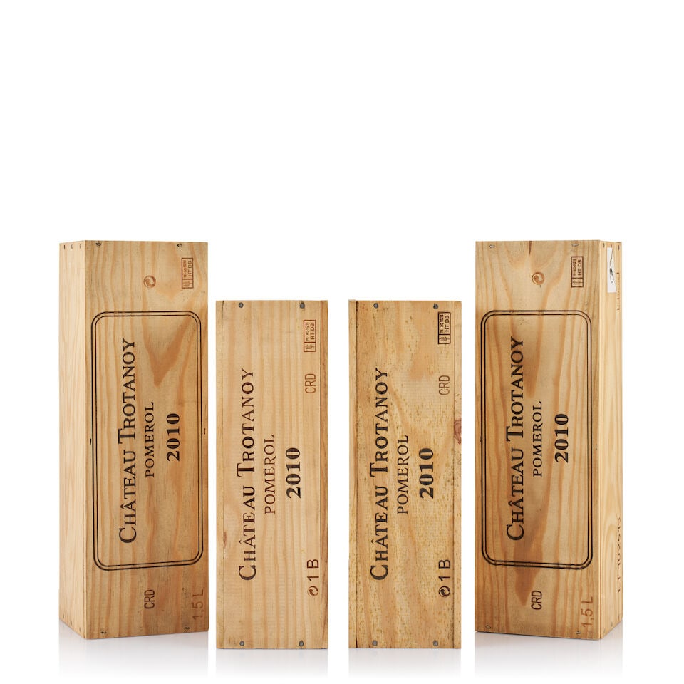 Château Trotanoy, Pomerol, 2010 (2 x 750ml & 2 x Magnum): Château Trotanoy, Pomerol, 2010 (2 x 750ml) Region: Bordeaux Packaging: original wooden case Miscellaneous: not open Château Trotanoy, Pomerol, 2010 (2 x Magnum) Region: Bordeaux Packaging: