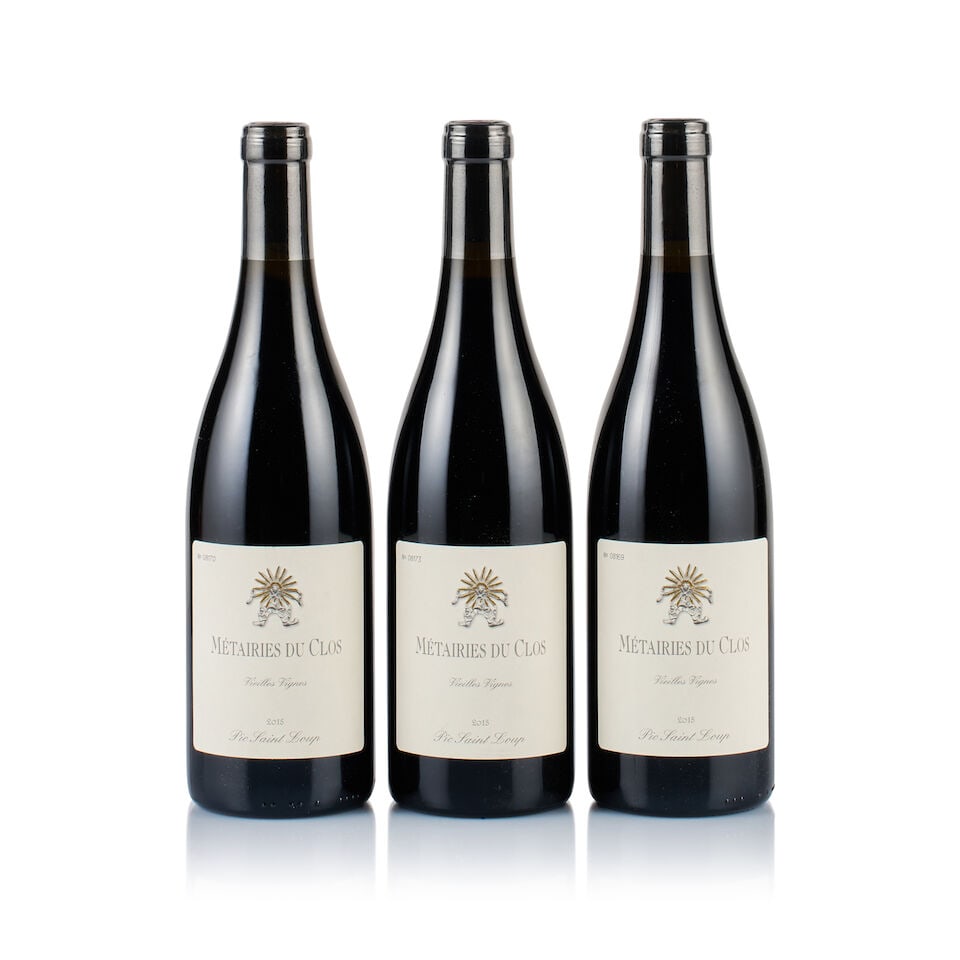 Clos Marie, Pic-Saint-Loup, Métairies du Clos, 2015 (3 x 750ml): Clos Marie, Pic-Saint-Loup, Métairies du Clos, 2015 (3 x 750ml) Region: Languedoc Fill Level: good Capsule: 3x plastic wrapped, ok Cork: ok Label: good appearance Packaging: neutral carton Alcoho