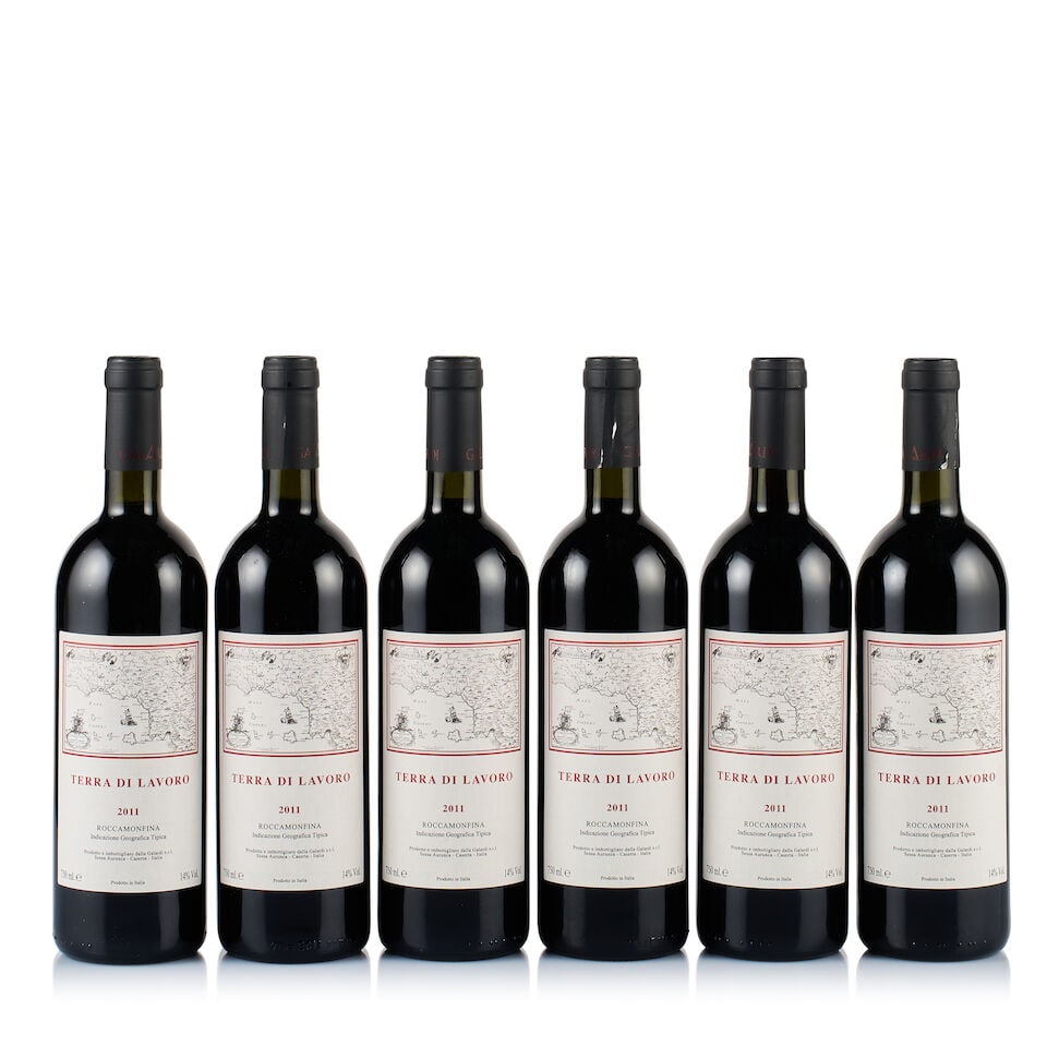 Fattoria Galardi, Roccamonfina Terra di Lavoro, 2011 (6 x 750ml): Fattoria Galardi, Roccamonfina Terra di Lavoro, 2011 (6 x 750ml) Region: Campania Fill Level: 6x base of neck Capsule: ok Cork: ok Label: 5x ok, 1x cut label Packaging: original carton Alcohol Content
