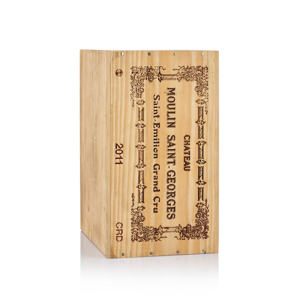 Château Moulin Saint-Georges, Saint-Emilion Grand Cru, 2011 (6 x 750ml): Château Moulin Saint-Georges, Saint-Emilion Grand Cru, 2011 (6 x 750ml) Region: Bordeaux Packaging: original wooden case Miscellaneous: not open Lot to be sold without reserve. For further inform
