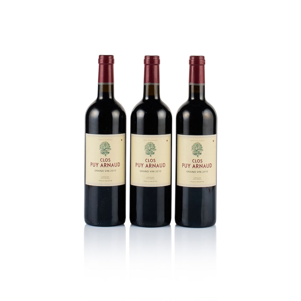 Clos Puy Arnaud, Castillon Côtes de Bordeaux, 2010 (3 x 750ml): Clos Puy Arnaud, Castillon Côtes de Bordeaux, 2010 (3 x 750ml) Region: Bordeaux Fill Level: 2x into neck, 1x base of neck Capsule: ok Cork: ok Label: good appearance Packaging: neutral carton Alc