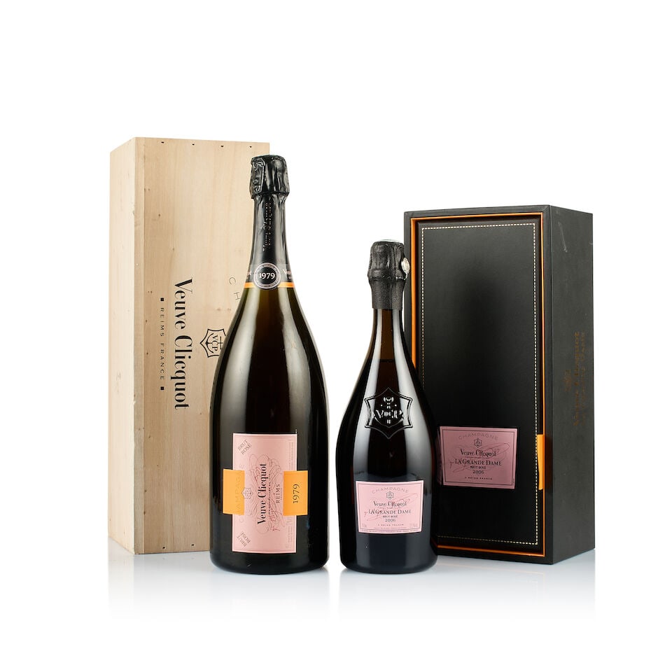 Mixed Lot of Champagne Veuve Clicquot, 1979 & 2006 (1 x 750ml & 1 x Magnum): Champagne Veuve Clicquot, Vintage, Brut Rosé, 1979 (1 x Magnum) Region: Champagne Fill Level: excellent Capsule: ok Cork: ok Label: excellent appearance Packaging: original wooden case Alcohol Co