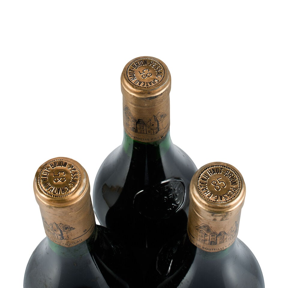 Château Haut-Brion, Pessac-Léognan, 1er Grand Cru Classé, 1985 (3 x 750ml) - 2