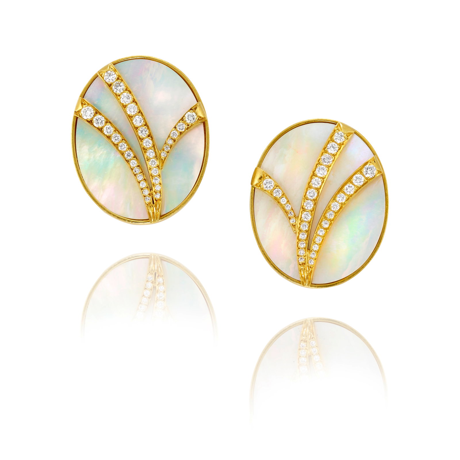 A PAIR OF 18K GOLD, MOTHER-OF-PEARL AND DIAMOND EARCLIPS (1 of 1)