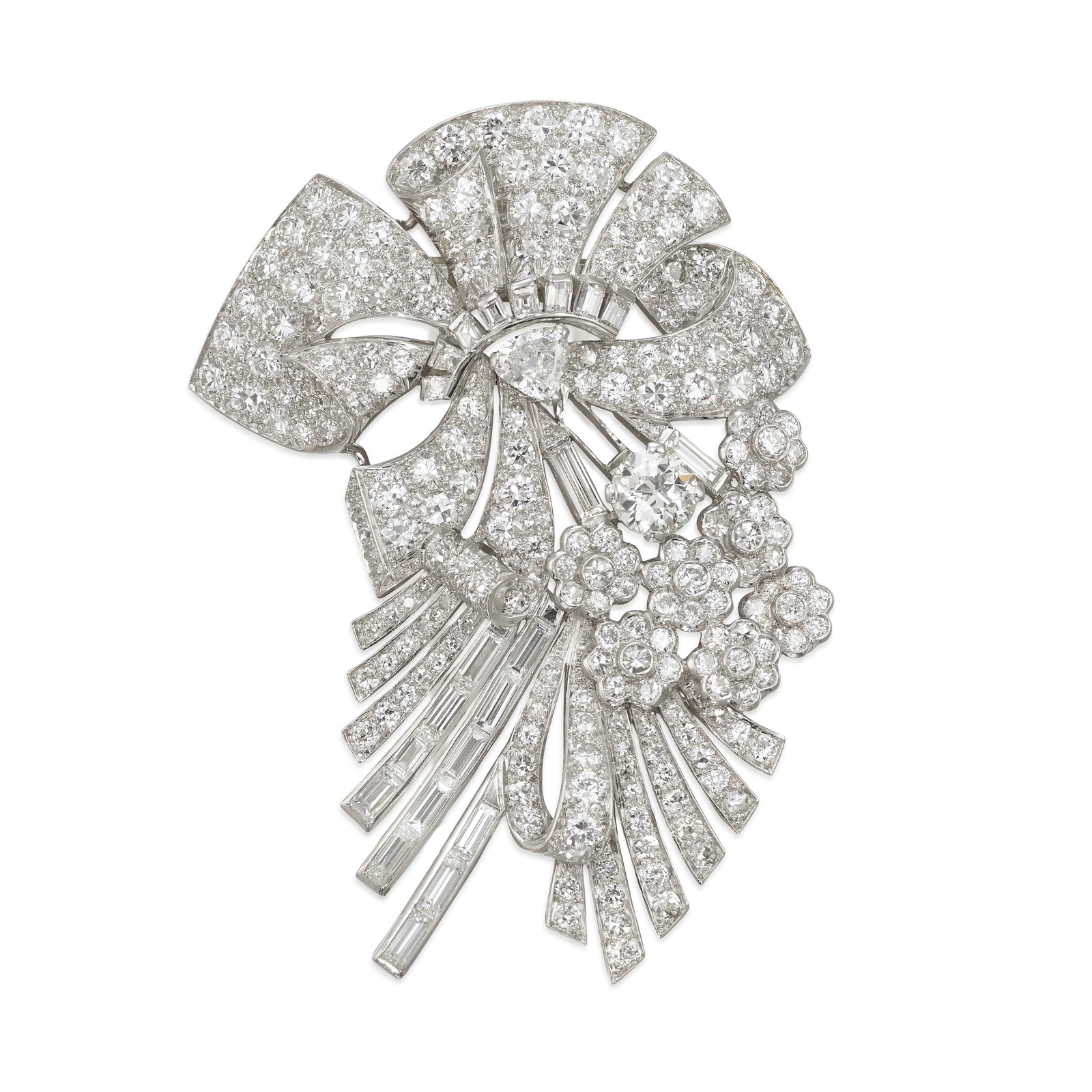 A DIAMOND CLIP/BROOCH, CIRCA 1950 (1 of 1)