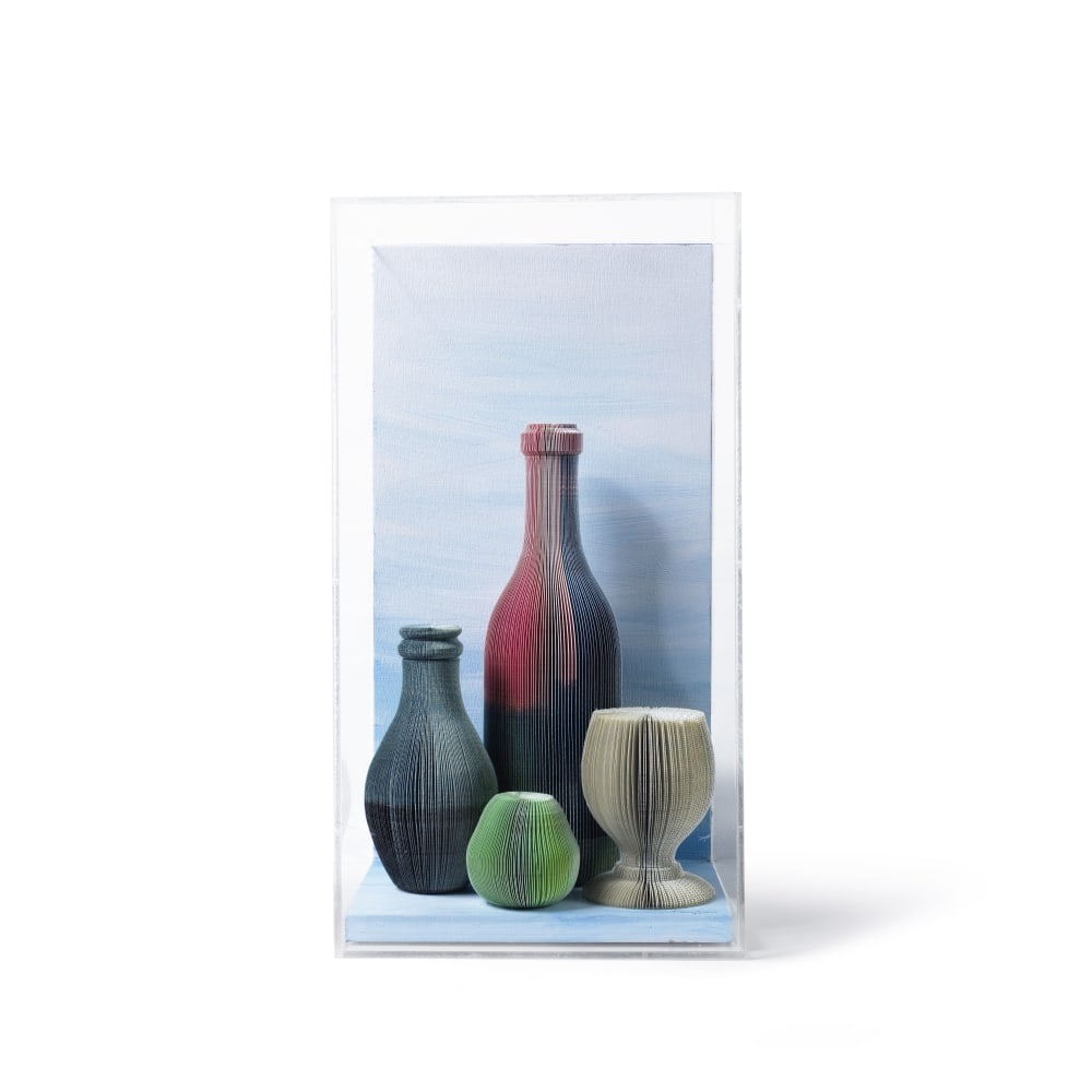PAVLOS (DIONYSOPOULOS) (1930-2019) Nature morte: PAVLOS (DIONYSOPOULOS) (1930-2019) Nature morte Signé et date 'Pavlols/94' (en bas à droite) Construction avec affiches massicotées dans une boîte de plexiglas 45 x 20 x 24cm (17.7