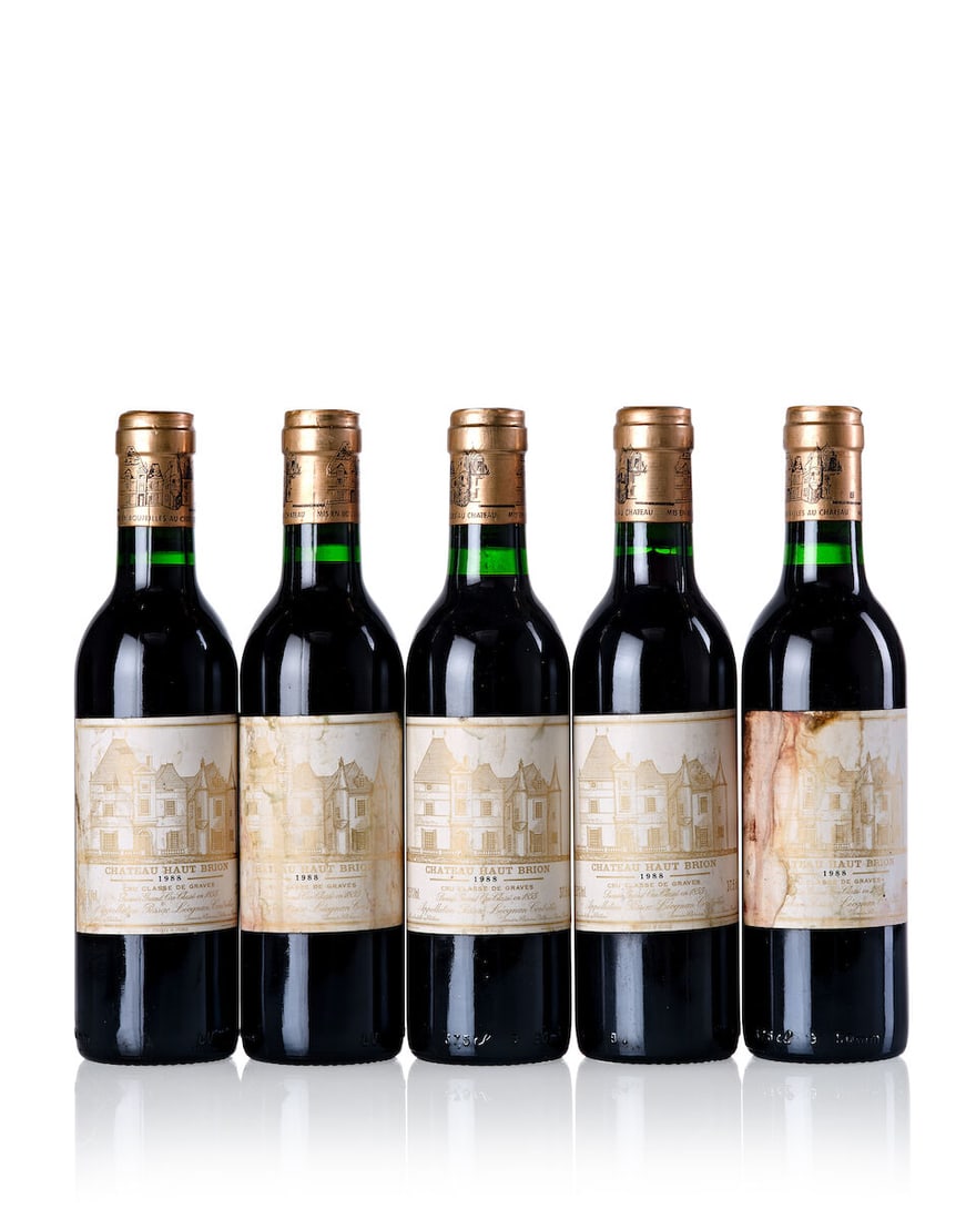 Château Haut Brion, 1988 (5x 375ml): Château Haut Brion, 1988 (5x 375ml) Region: Bordeaux Fill Level: 4x into neck, 1x base neck Label: 3x slightly bin-soiled, 2x slightly damp-stained, 3x heavily damp-stained, 2x torn For further i