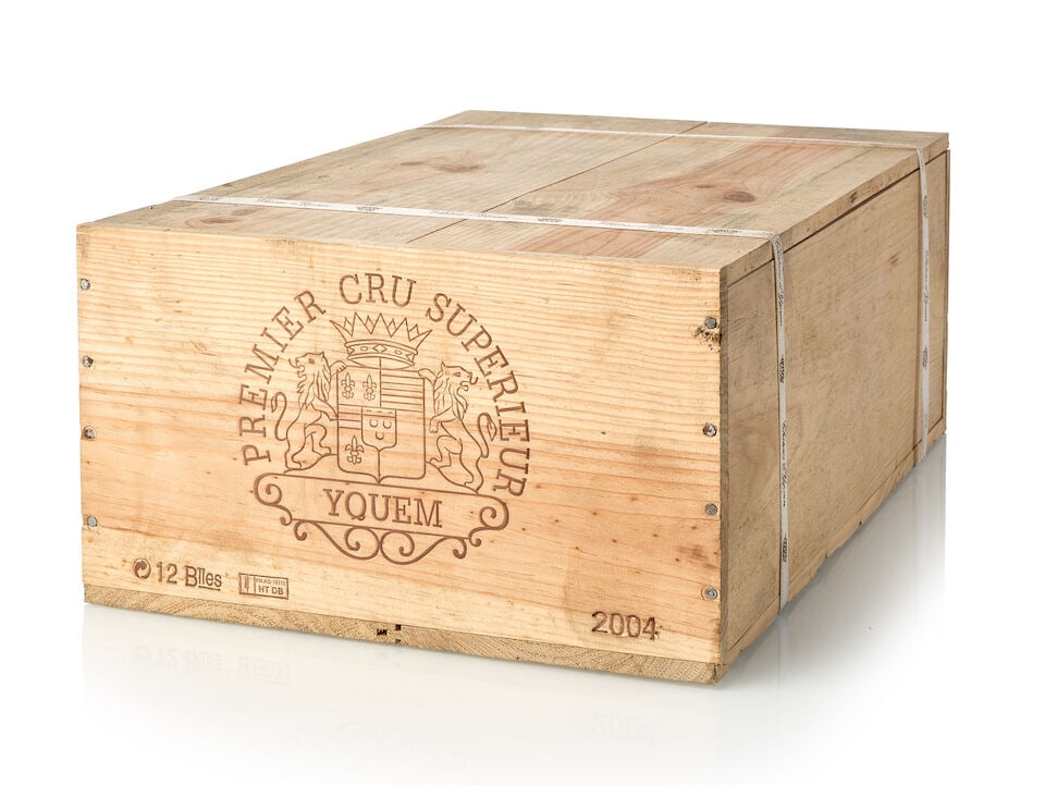 Château d'Yquem, 2004 (12x 750ml): Château d'Yquem, 2004 (12x 750ml) Region: Sauternes Packaging: owc, banded For further information on this lot please visit Bonhams.com For further information about this lot please