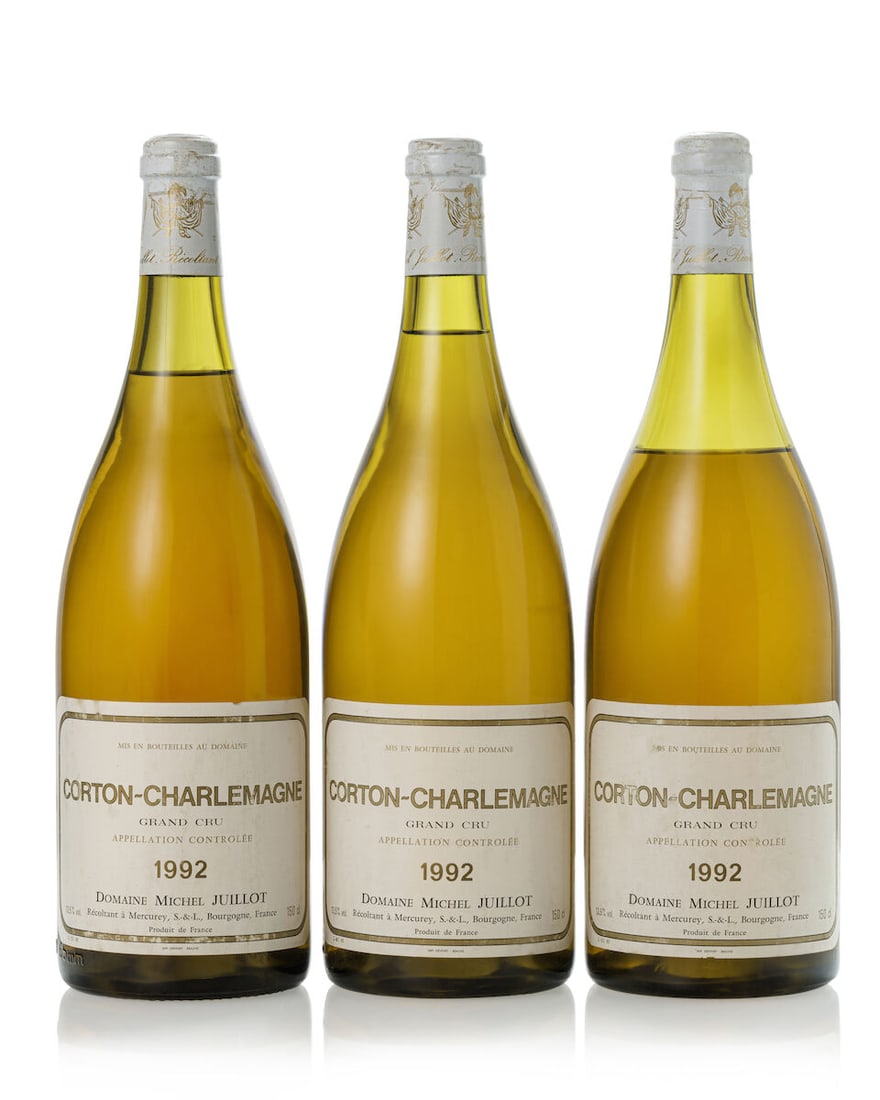 Michel Juillot Corton Charlemagne, 1992 (3x Magnum): Michel Juillot Corton Charlemagne, 1992 (3x Magnum) Region: Burgundy Fill Level: 1x 2.5cm, 1x 4cm, 1x 7.5cm Capsule: 3x slightly oxidised, 3x slightly stained Cork: 1x slightly protruded, 1x protruded