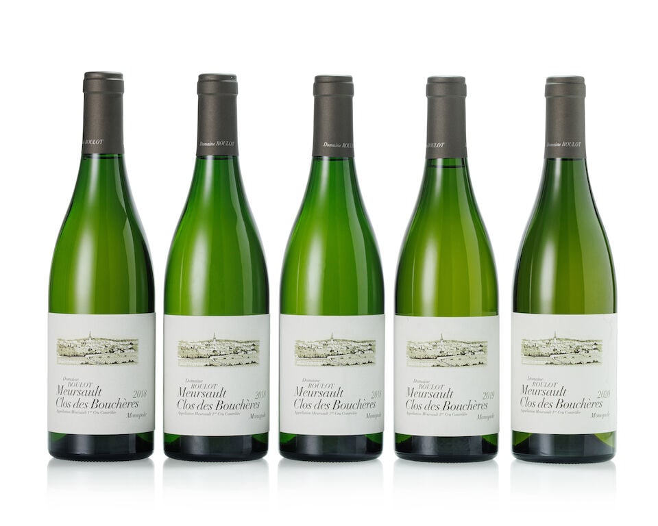 Domaine Roulot Meursault Clos des Bouchères, 2018 (3x 750ml) Domaine Roulot Meursault Clos...: Domaine Roulot Meursault Clos des Bouchères, 2018 (3x 750ml) Region: Burgundy Label: 1x slightly marked Domaine Roulot Meursault Clos des Bouchères, 2019 (1x 750ml) Region: Burgundy Label: s
