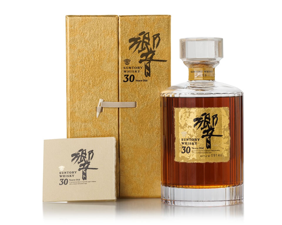 響 Hibiki 30 Year Old Gold Edition (1x 700ml): 響 Hibiki 30 Year Old Gold Edition (1x 700ml) Region: Japan Label: good label Packaging: original carton Alcohol content: 43% ABV Notes: Produced by Suntory Limited. Decanter no. 9140.