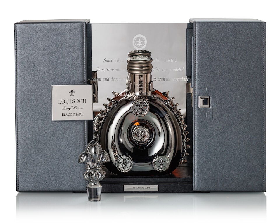Rémy Martin Louis XIII Black Pearl Anniversary Edition Cognac, NV (1x 700ml) (1 of 8)
