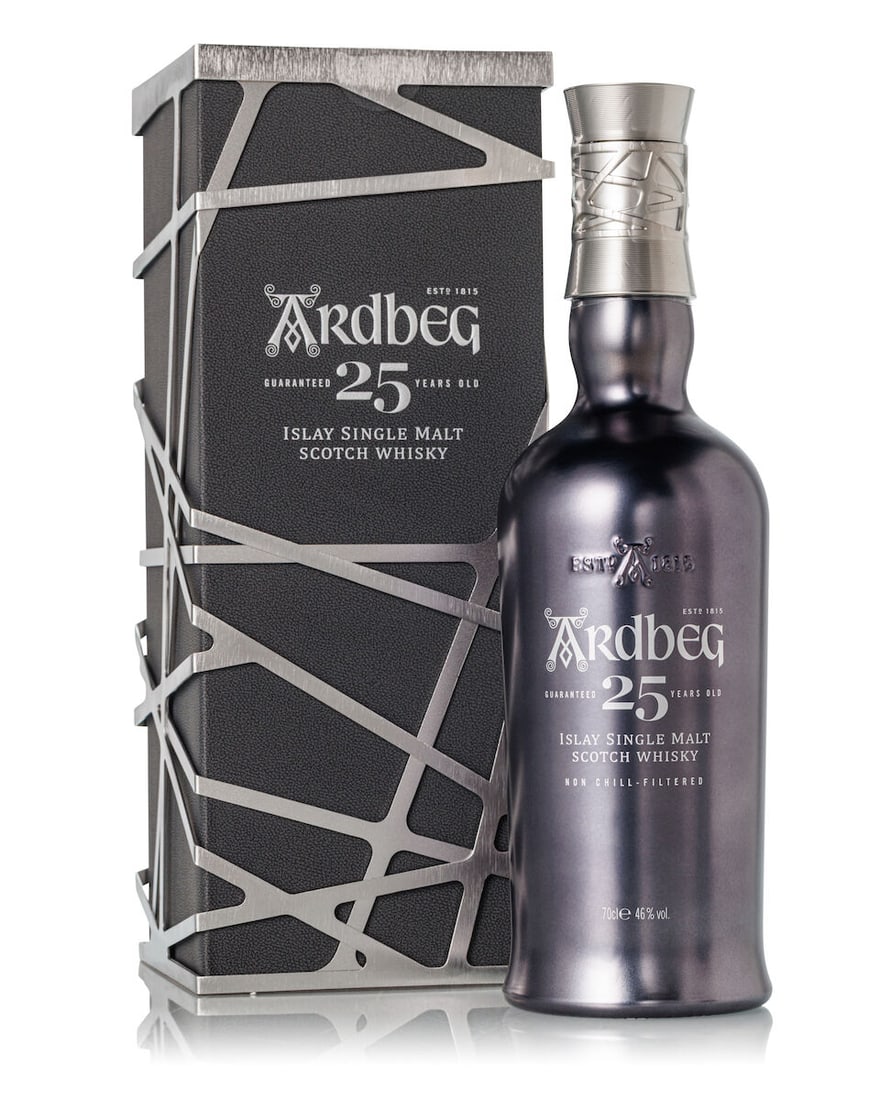 Ardbeg 25 Year Old, NV (1x 700ml): Ardbeg 25 Year Old, NV (1x 700ml) Region: Islay Capsule: embossed capsule Label: transfer print label Packaging: presentation case with outer original carton Alcohol content: 46% ABV Notes: Distilled