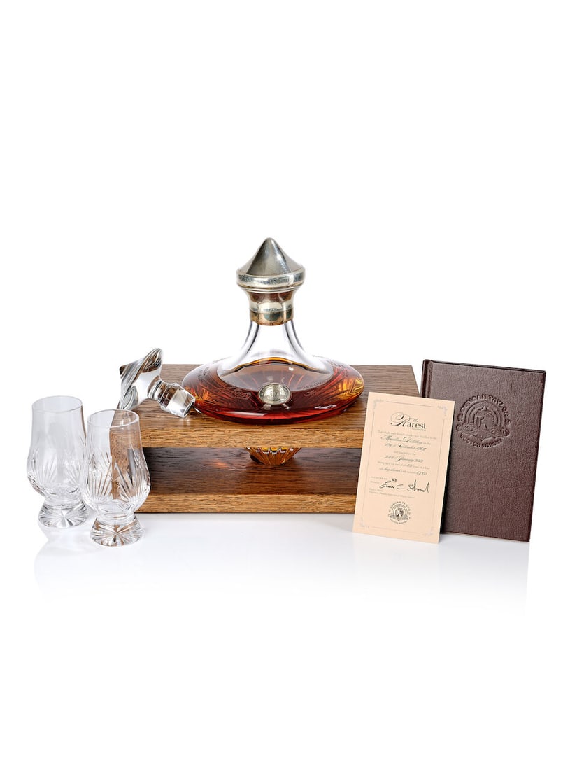 The Macallan 42 Year Old Duncan Taylor The Rarest Collection, 1969 (1x 700ml) - 2