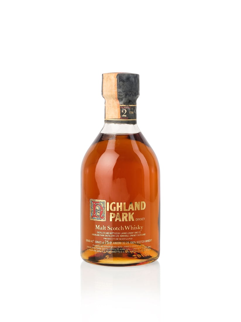 Highland Park 12 Year Old (1x 750ml): Highland Park 12 Year Old (1x 750ml) Region: Orkney Fill Level: upper shoulder Capsule: oxidized and slightly deteriorated capsule Label: screen printed label Alcohol content: 43% ABV Notes: