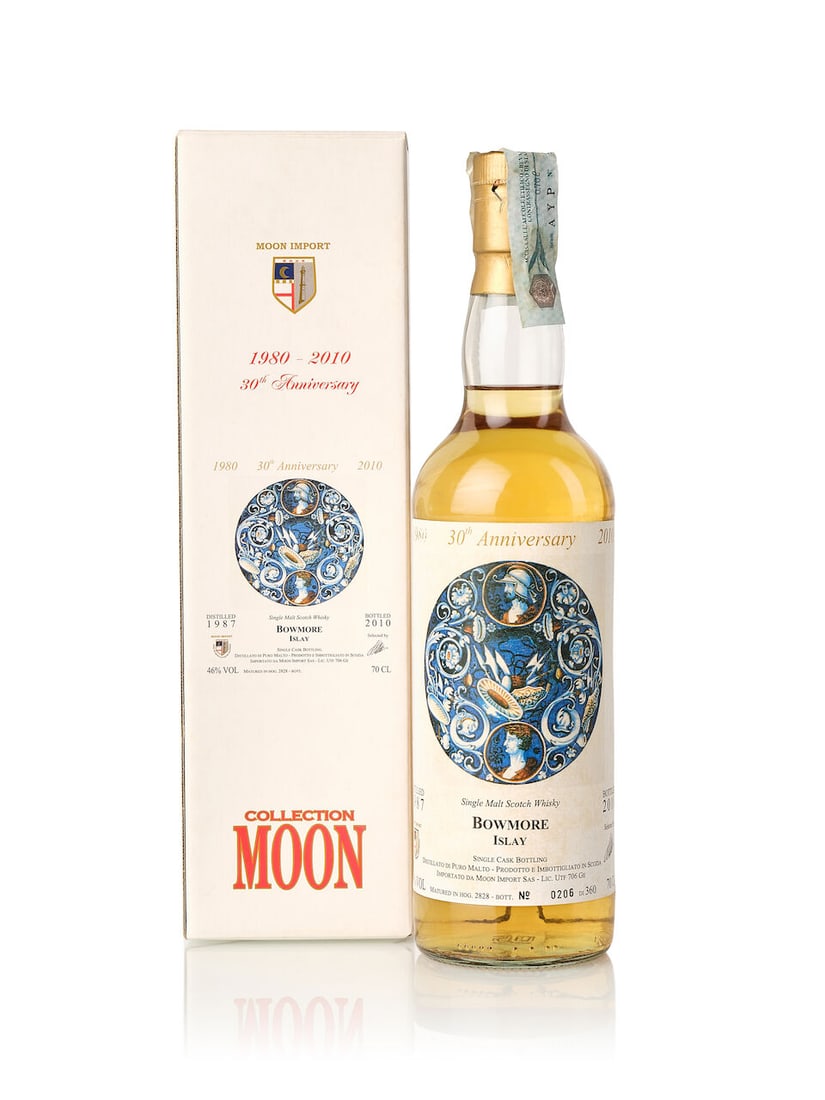 Bowmore Moon Import 30th Anniversary Cask #2828, 1987 (1x 700ml): Bowmore Moon Import 30th Anniversary Cask #2828, 1987 (1x 700ml) Region: Islay Fill Level: base neck Label: bin-soiled label Packaging: original carton Alcohol content: 46% ABV Notes: bottled 2010.