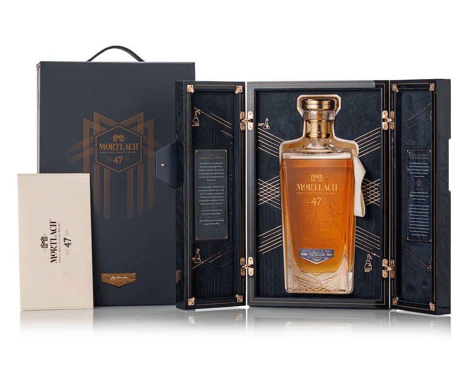 Mortlach 47 Year Old 'Singing Stills' Cask #2892, 1971 (1x 700ml): Mortlach 47 Year Old 'Singing Stills' Cask #2892, 1971 (1x 700ml) Region: Speyside Label: good label Packaging: presentation case Miscellaneous: in stained outer case Alcohol content: 46.8%