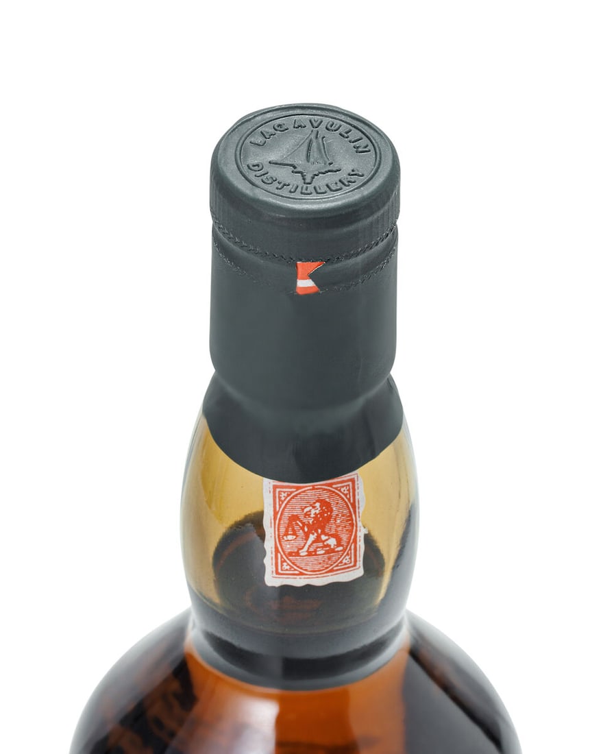 Lagavulin 25 Year Old (1x 700ml) - 3