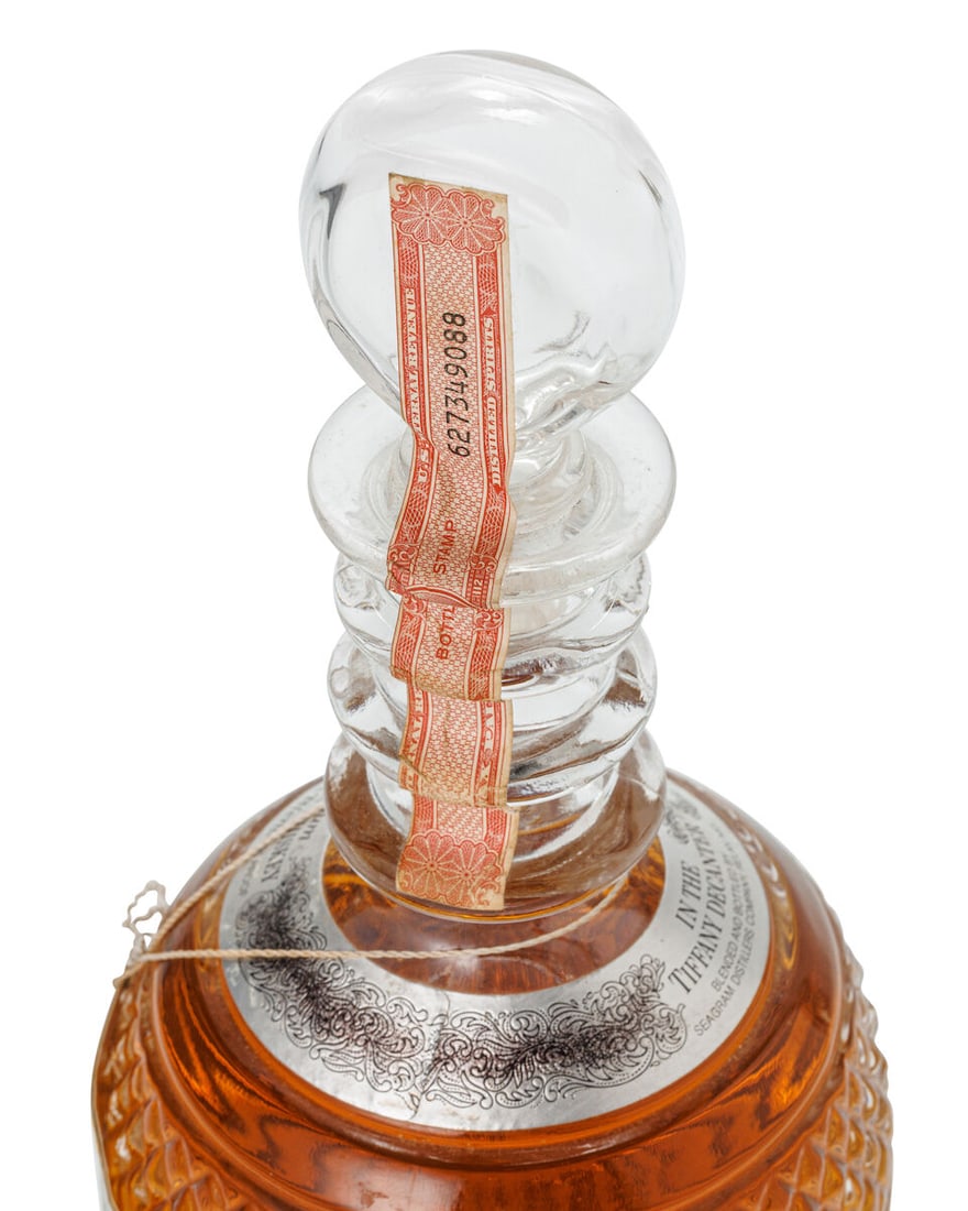 Seagram's 1776 Tiffany Crystal Decanter (1x 4/5 Quart) - 3