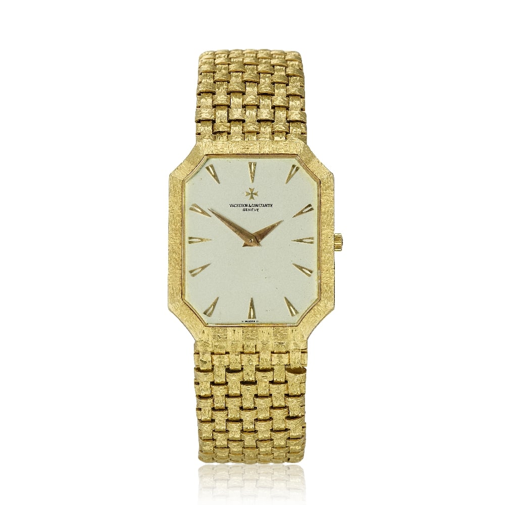 Vacheron & Constantin. An 18K gold manual wind bracelet watch with sigma dial Ref: 33071, Circa ...: Vacheron & Constantin. An 18K gold manual wind bracelet watch with sigma dial Reference: 33071 Date: Circa 1980 Movement: 17-jewel Cal.1003/1 manual wind, adjusted to heat, cold, isochronism and 5 pos