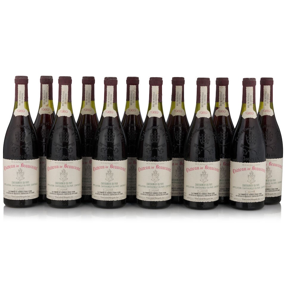Château de Beaucastel, Châteauneuf-du-Pape, 1989 (12 bottles, 750ml): Château de Beaucastel, Châteauneuf-du-Pape, 1989 (12 bottles, 750ml) Region: Southern Rhône Fill Level: one 1cm, one 2cm, six 2.5cm, four 3cm, one 3.5cm Capsule: bin soiled, oxidized, c