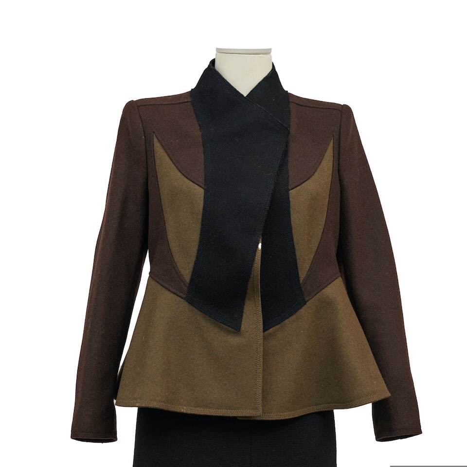 Givenchy, collection Prêt à Porter Pre-Fall 2011. Veste en lainage tricolore noir, kak... (1 of 1)