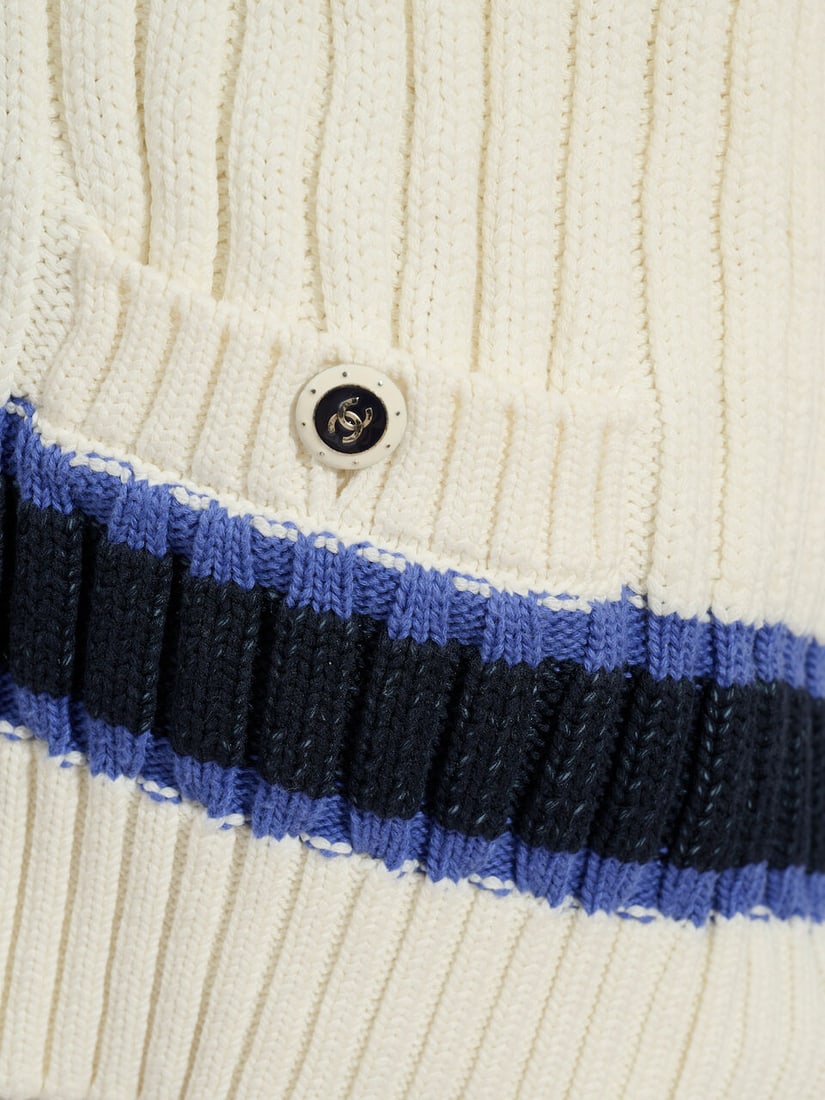 Chanel, collection Prêt à Porter, Croisière 2014. Pull côtelé blanc et ... - 2