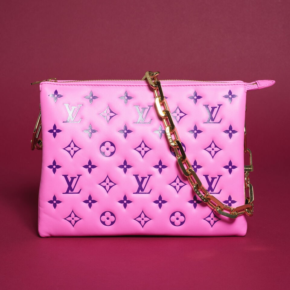 Louis Vuitton, année 2021. Sac Coussin PM en cuir agneau Monogram Empreinte rembourré ... - 4