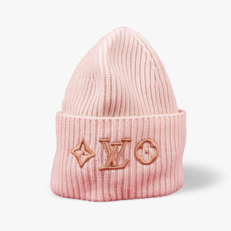 Louis Vuitton. Bonnet LV Headline en laine beige et rose. Louis Vuitton. LV Headline cap in beig...: Louis Vuitton. Bonnet LV Headline en laine beige et rose. Louis Vuitton. LV Headline cap in beige and pink wool. Directeur artistique: Nicolas Ghesquière. Taille/Size: S (25 x 25