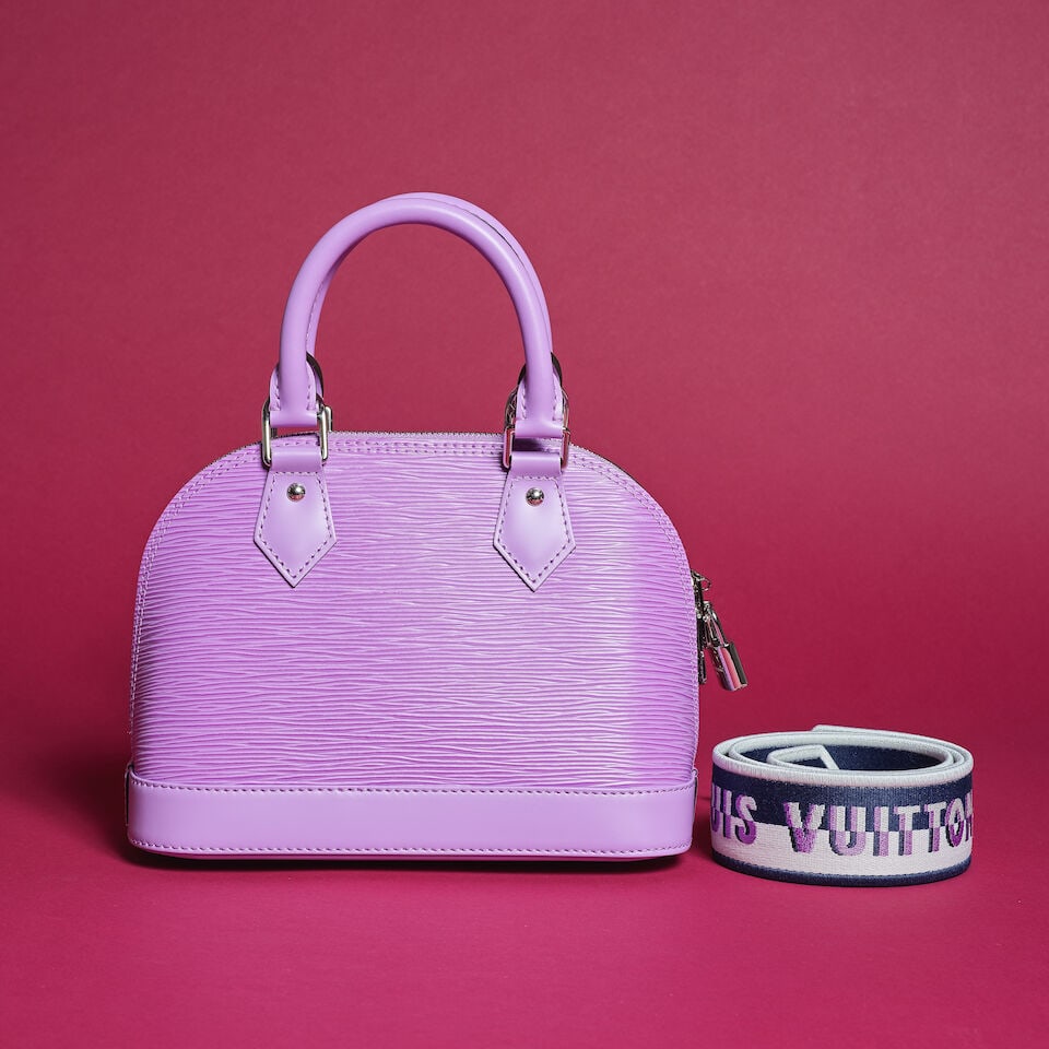 Louis Vuitton, année 2023. Sac Alma BB en cuir épi lilas. Louis Vuitton, year 2023. Al... - 4