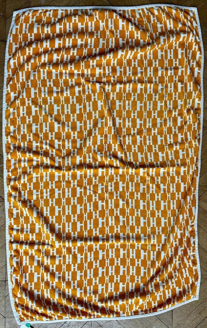 Hermès Paris. Serviette en coton éponge H orange, écru. Hermès Paris. Orange... - 2