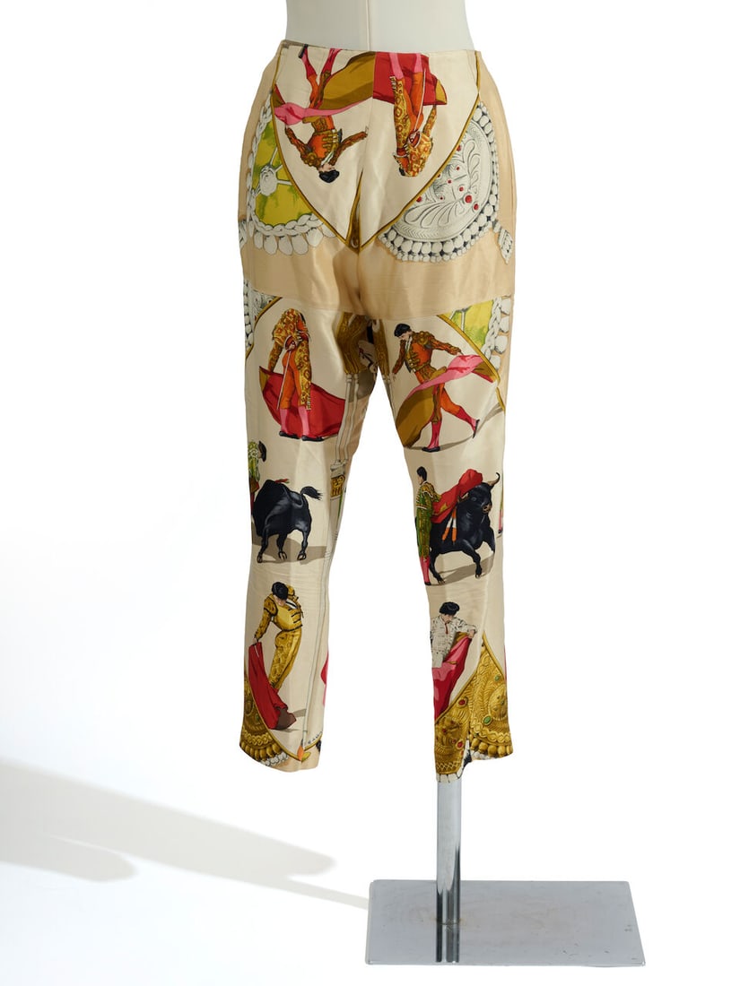 Hermes. Pantalon en soie imprimée Plaza de Toros dans les tons beiges. Hermes. Plaza de Tor... - 2