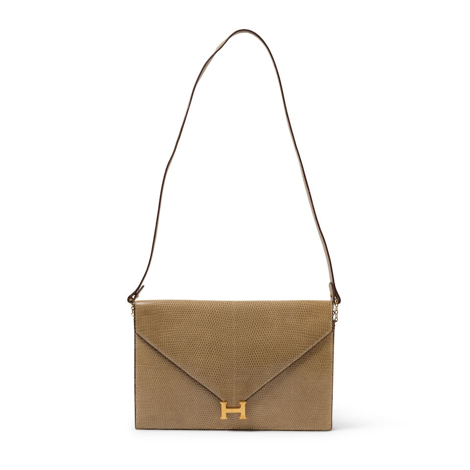 Hermès Paris. Pochette Lydie en Lézard beige. Hermès Paris. Lydie clutch in beige... (1 of 2)