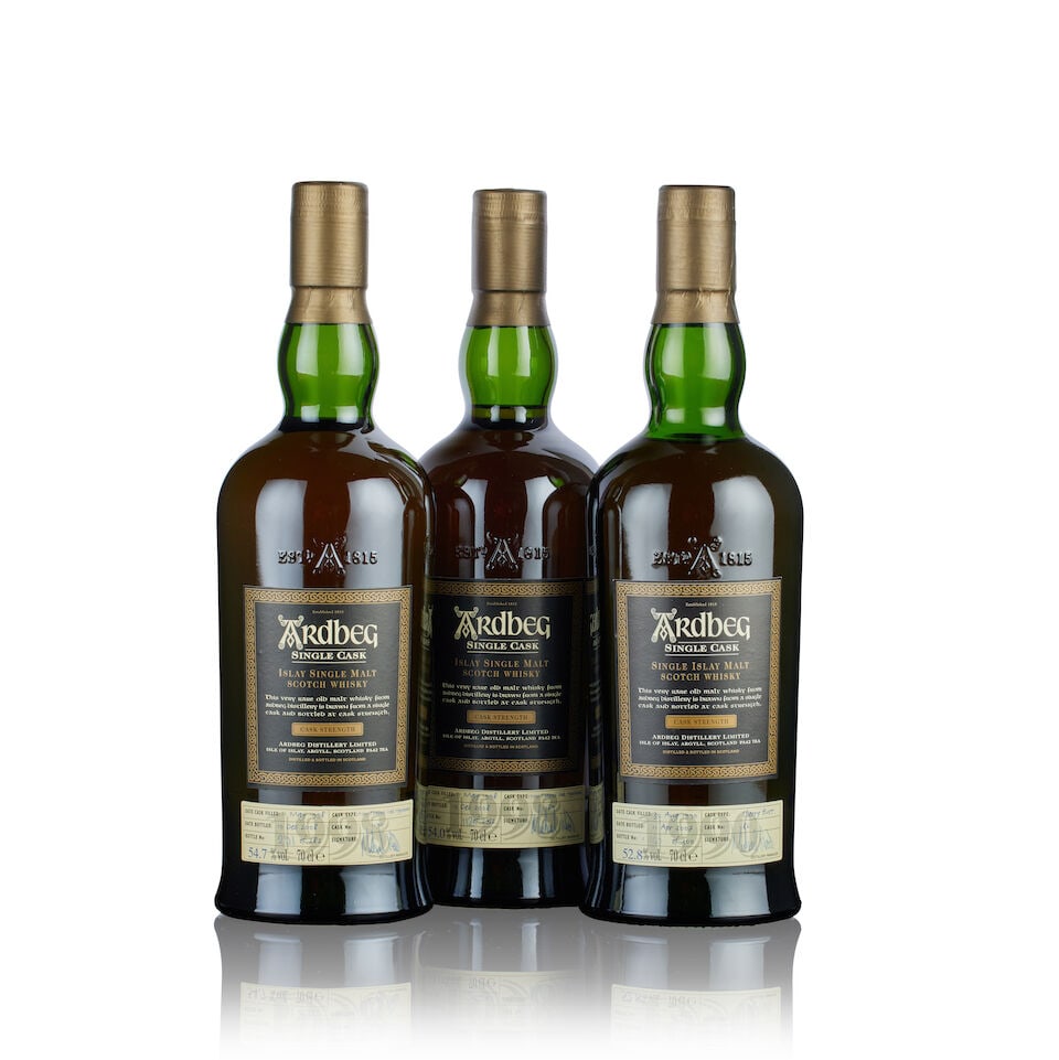 Ardbeg Single Cask, 1998 (1x 70cl) Ardbeg Single Cask, 1998 (1x 70cl) Ardbeg Single Cask, 1990 (... (1 of 1)