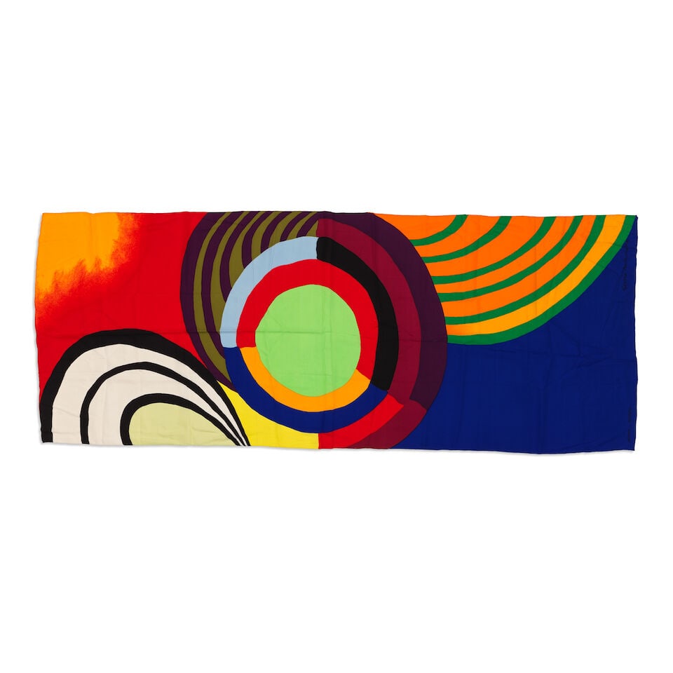 SONIA DELAUNAY (1885-1979) Cléopâtre, circa 1975 Echarpe en soie multicoloreSigné...: SONIA DELAUNAY (1885-1979) Cléopâtre, circa 1975 Echarpe en soie multicolore Signée dans le motif et justifiée 'EA 18/30' 67 × 171 cm Multicoloured silk scarf, signed within