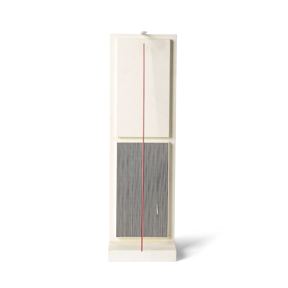 JESÚS RAFAEL SOTO (1923-2005) Multiple IV, from Jai-Alai, 1969 Bois peint en blanc et noir,... (1 of 2)