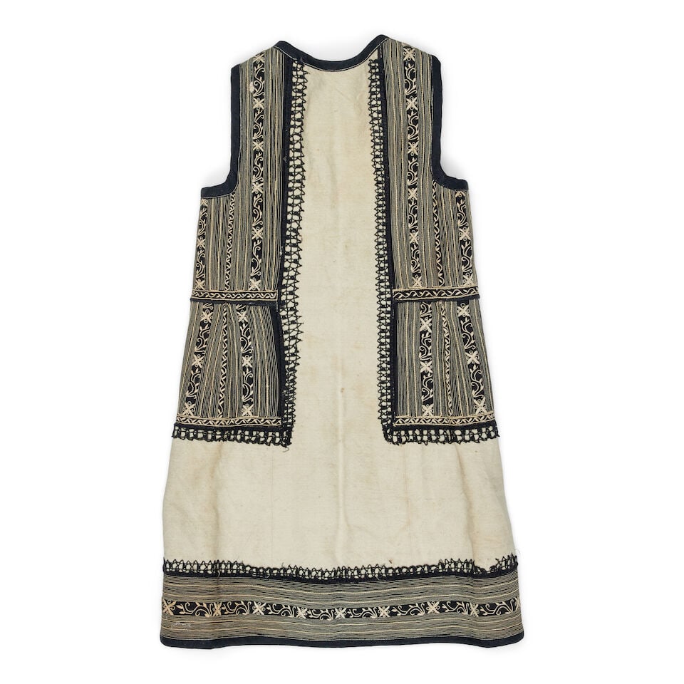 A selection of late 19th century Greek or Turkish dress (6) - 7