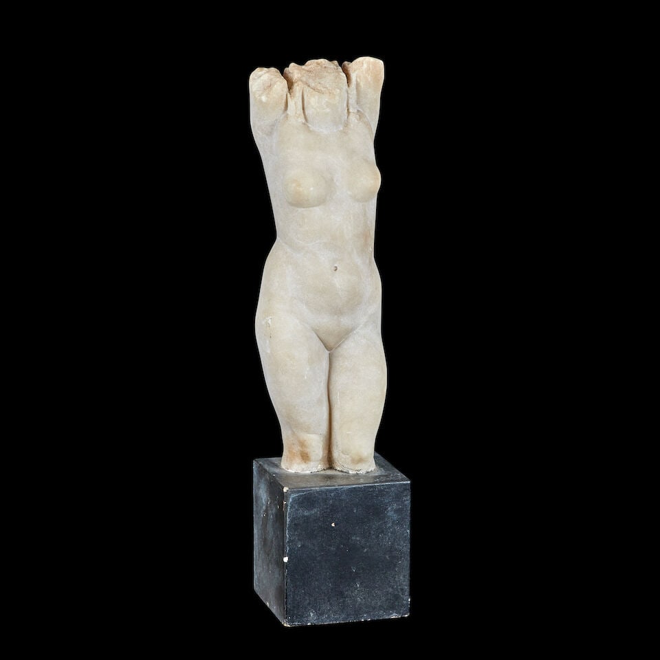 An Italian carved white marble female torso fragment Late 19th century / early 20th century - 2
