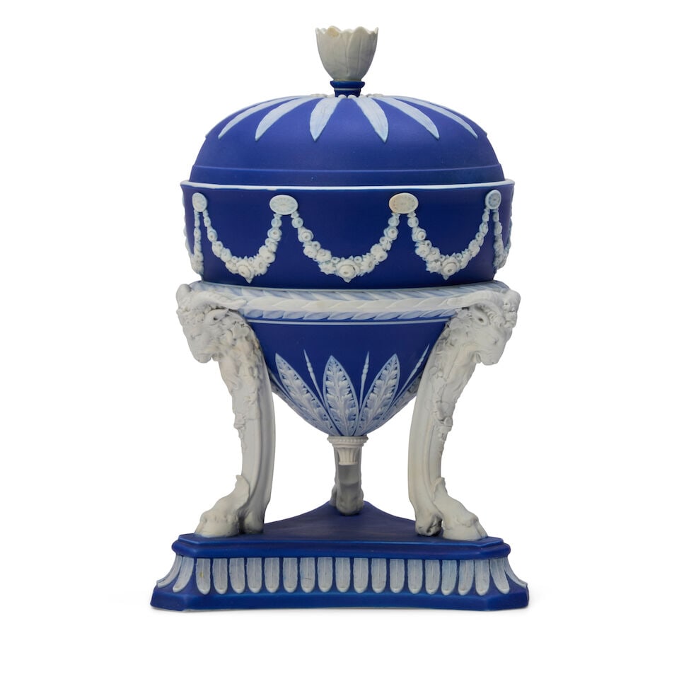 Wedgwood Dark Blue Jasper Dip Tripod Vase and Cover, England, 19th century, - 2