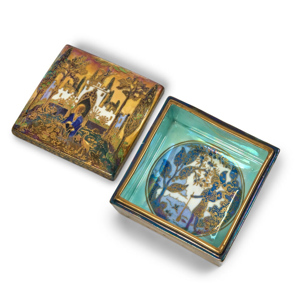 Wedgwood Fairyland Lustre Nizami Box & Cover, England, c. 1930, - 2