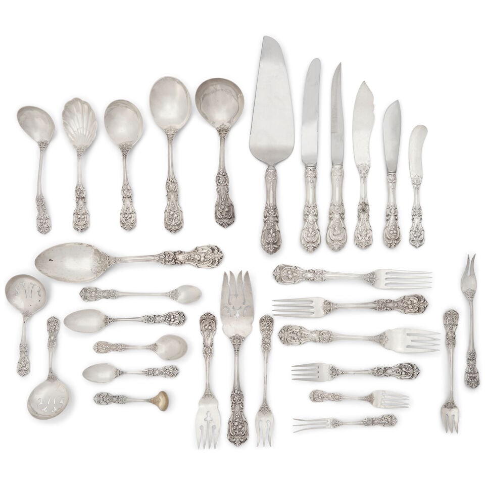 Reed & Barton 'Francis I' Sterling Silver Flatware Service,: Reed & Barton 'Francis I' Sterling Silver Flatware Service, Taunton, Massachusetts, 20th century, includes six: hollow handle steak knives, fish knives, fish forks, soupspoons; twelve cream spoons, fl
