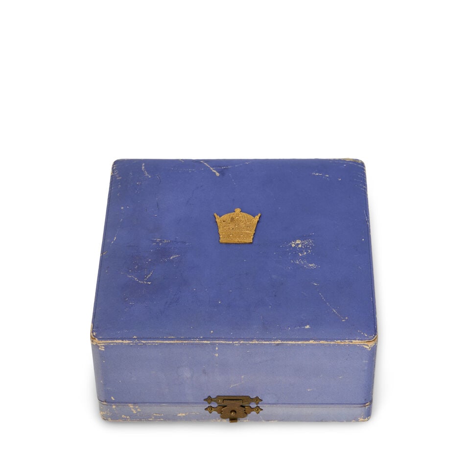 An Enameled Silver-gilt Box made to Commemorate the Marriage of Mohammad Reza Pahlavi of Persia ... - 2