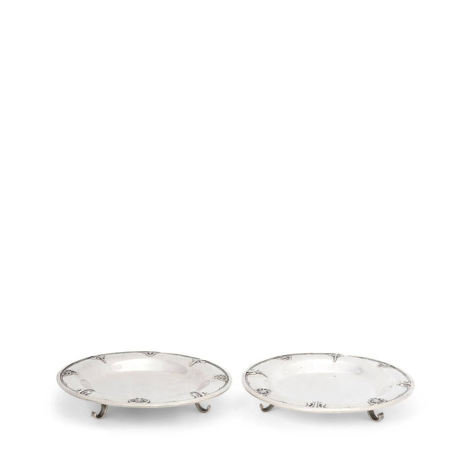 Pair of Cardeilhac 'Renaissance' .950 Silver Footed Dishes,: Pair of Cardeilhac 'Renaissance' .950 Silver Footed Dishes, Paris, France, 20th century, circular with slightly flared rims and shallow wells, raised on scrolled feet, dia. 8 3/4 in.; approx. 25.35