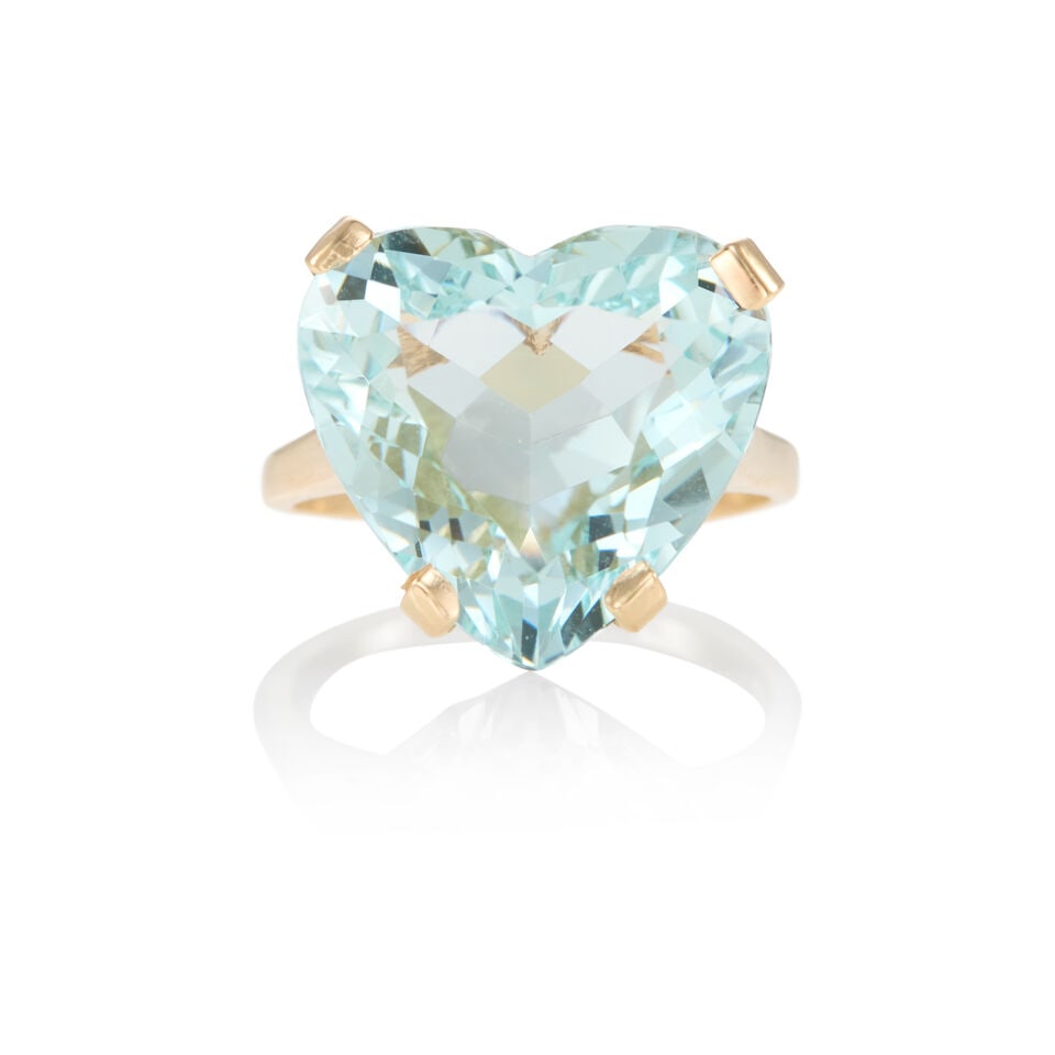 14K GOLD AND AQUAMARINE RING WITH GIA REPORT: 14K GOLD AND AQUAMARINE RING WITH GIA REPORT • 14k yellow gold • 1 heart-shaped aquamarine stated to weigh 12.00 carats • Size 7 1/4 • Estimated gross weight: 6.0 grams •