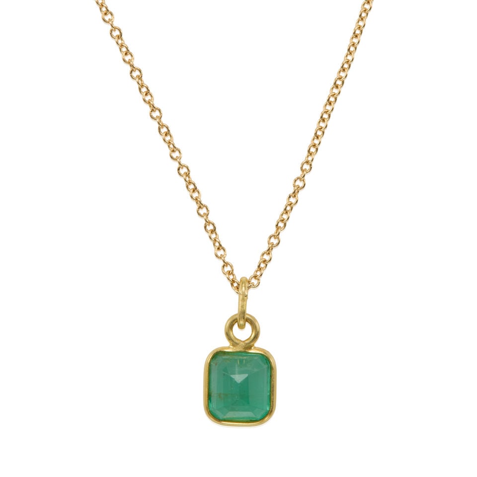 18K GOLD AND EMERALD PENDANT NECKLACE - 2